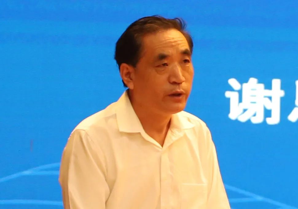 5、山東省發(fā)展和改革委員會城鎮(zhèn)化辦副主任  謝恩年.jpg